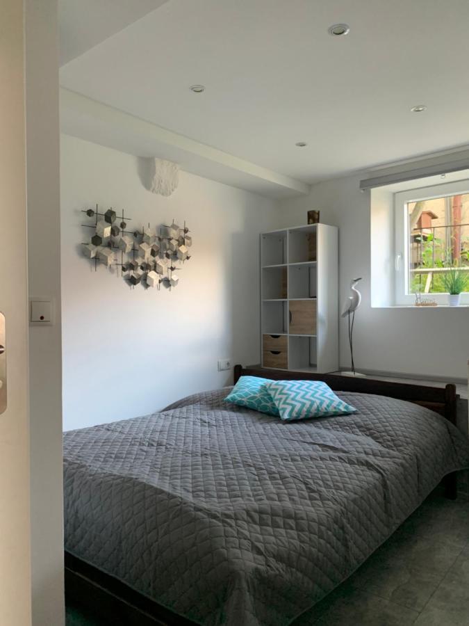 Ferienwohnung "Im Gaessel" Neustadt an der Weinstrasse Bagian luar foto